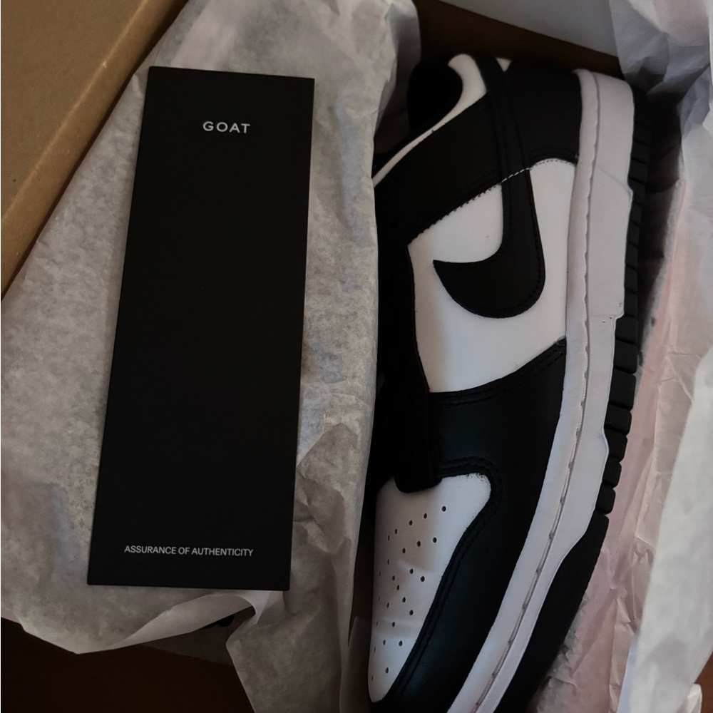 NEW Nike Dunk Lows PANDAS - Picture 3 of 5